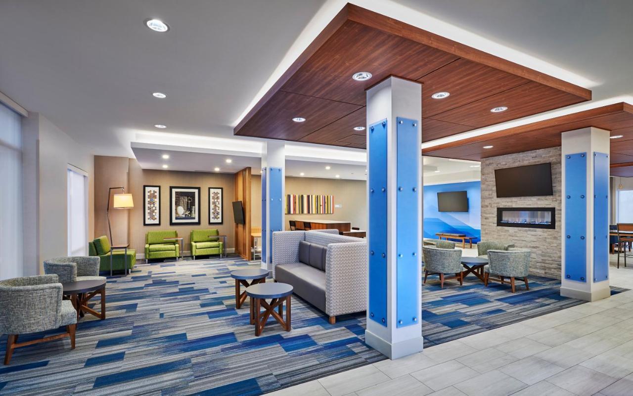 Holiday Inn Express & Suites Windsor East - Lakeshore By Ihg Tecumseh Extérieur photo