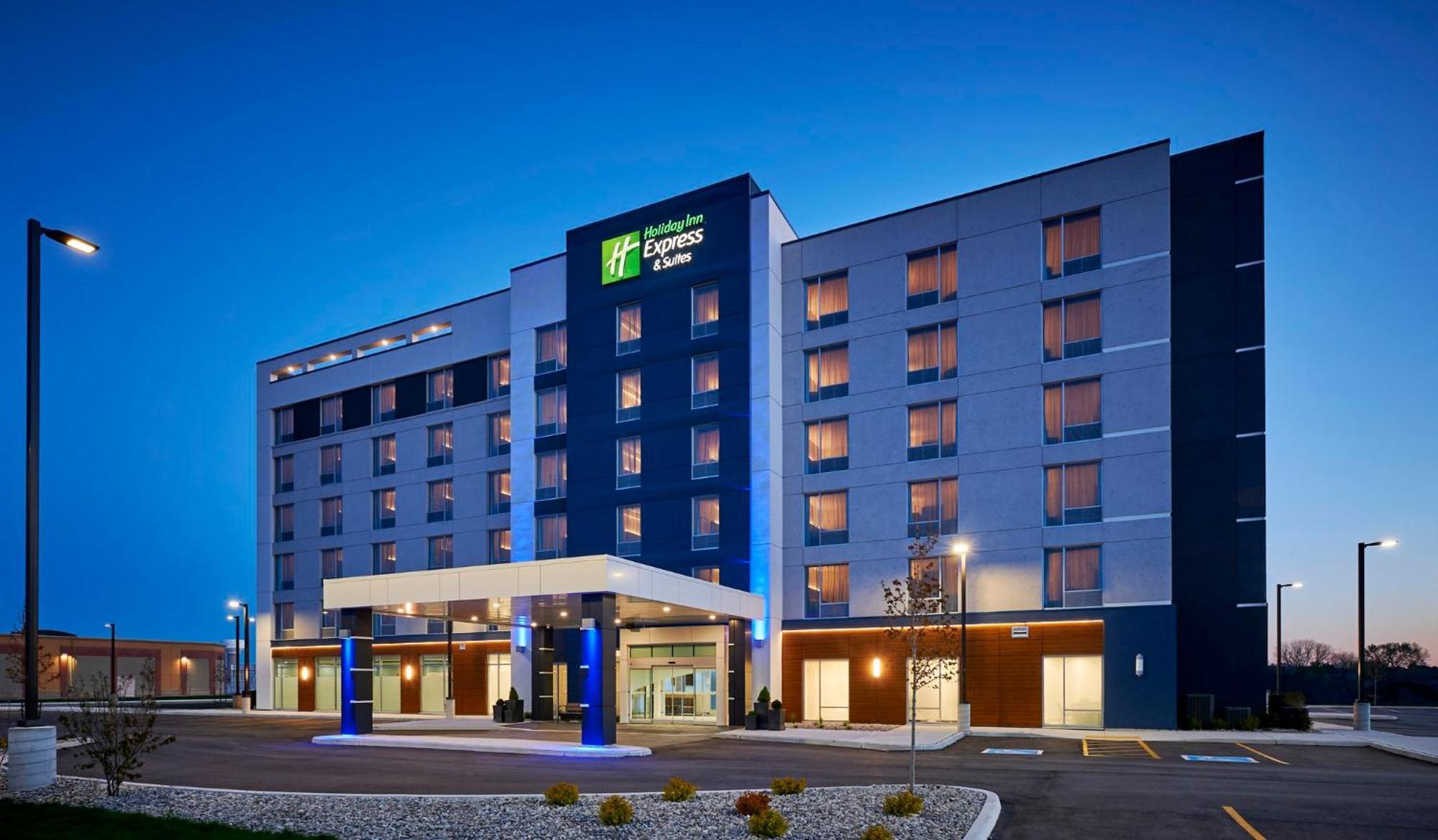 Holiday Inn Express & Suites Windsor East - Lakeshore By Ihg Tecumseh Extérieur photo